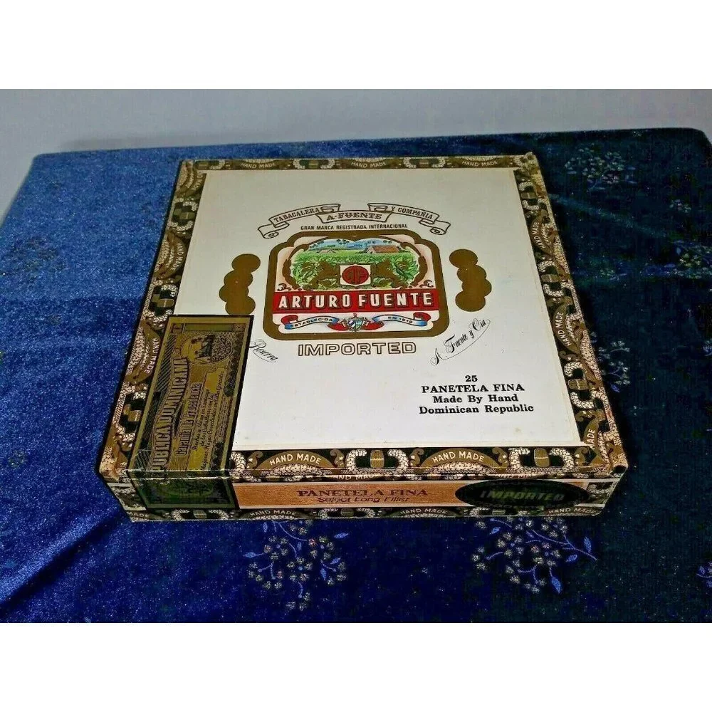 Wooden Cigar Box Arturo Fuente Empty 7.5